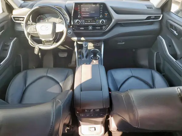 5TDGZRAH4LS502122 2020 TOYOTA HIGHLANDER - Image 8