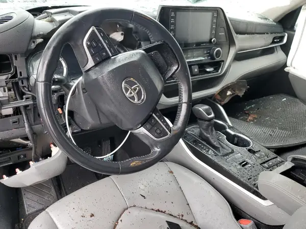 5TDGZRAH4LS507952 2020 TOYOTA HIGHLANDER - Image 8