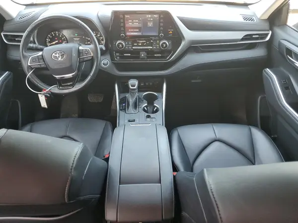 5TDGZRAH4MS042414 2021 TOYOTA HIGHLANDER - Image 8