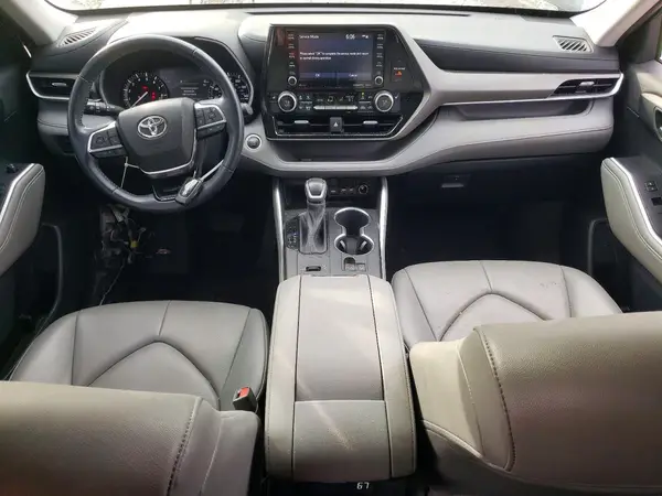 5TDGZRAH4MS046818 2021 TOYOTA HIGHLANDER - Image 8