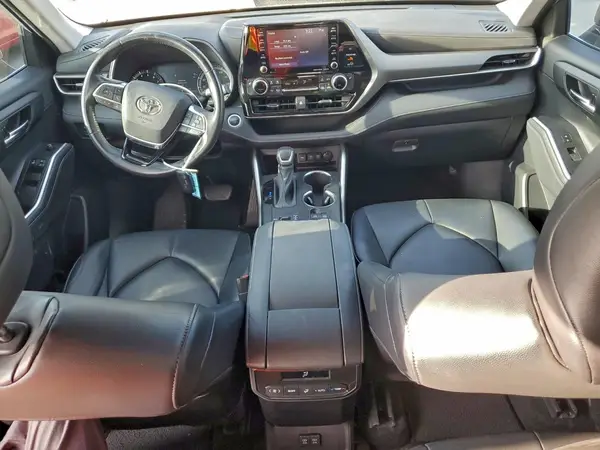5TDGZRAH4MS062470 2021 TOYOTA HIGHLANDER - Image 8