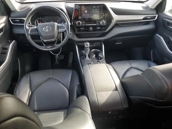 5TDGZRAH4MS072478 2021 TOYOTA HIGHLANDER - Image 8