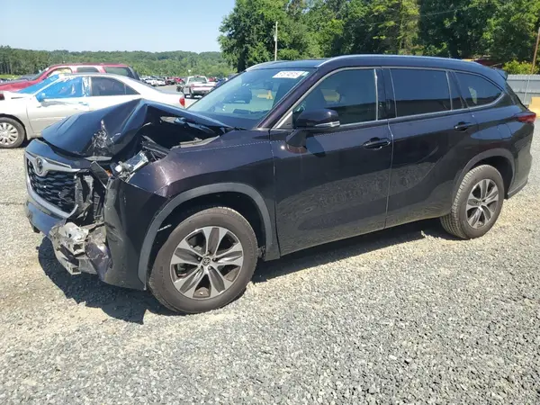 5TDGZRAH4MS080595 2021 TOYOTA HIGHLANDER - Image 1