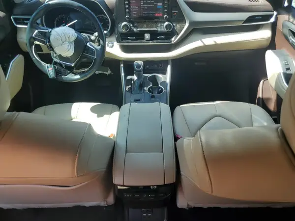 5TDGZRAH4MS080595 2021 TOYOTA HIGHLANDER - Image 8