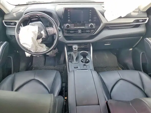 5TDGZRAH4MS080905 2021 TOYOTA HIGHLANDER - Image 8