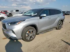 5TDGZRAH4MS530388 2021 TOYOTA HIGHLANDER