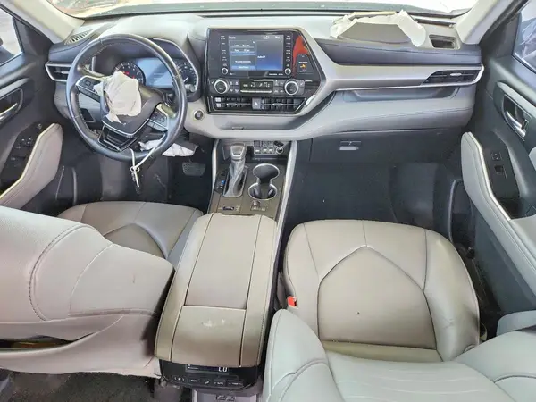 5TDGZRAH4MS531217 2021 TOYOTA HIGHLANDER - Image 8