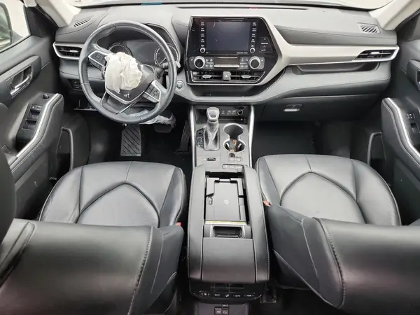 5TDGZRAH4NS112365 2022 TOYOTA HIGHLANDER - Image 8