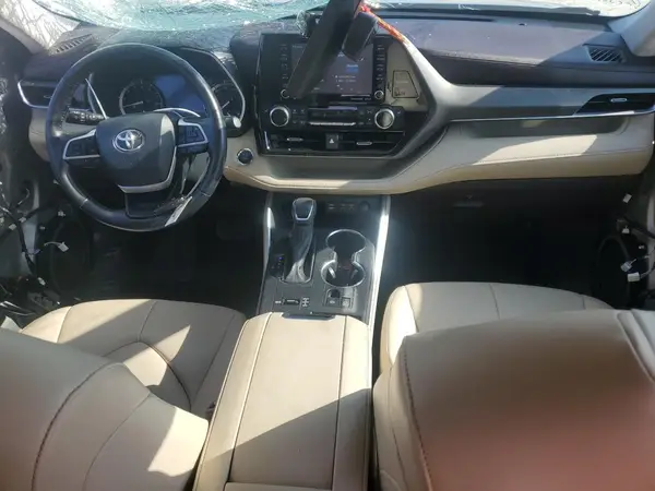 5TDGZRAH4NS120627 2022 TOYOTA HIGHLANDER - Image 8