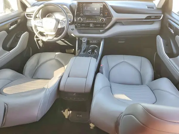 5TDGZRAH4NS124757 2022 TOYOTA HIGHLANDER - Image 8