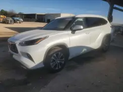 5TDGZRAH4NS557463 2022 TOYOTA HIGHLANDER