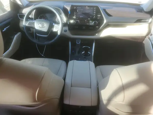5TDGZRAH4NS557463 2022 TOYOTA HIGHLANDER - Image 8