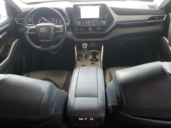 5TDGZRAH5LS013664 2020 TOYOTA HIGHLANDER - Image 8