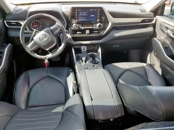 5TDGZRAH5LS504414 2020 TOYOTA HIGHLANDER - Image 8