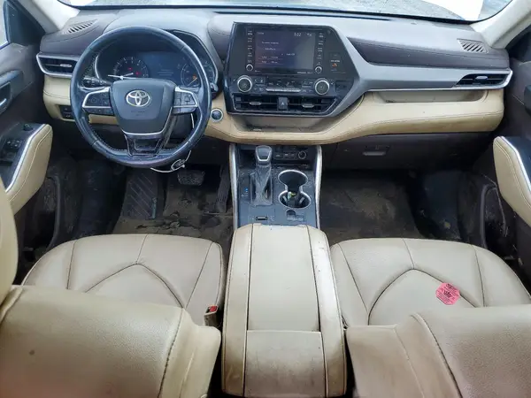 5TDGZRAH5MS031535 2021 TOYOTA HIGHLANDER - Image 8
