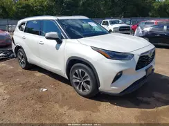 5TDGZRAH5MS031759 2021 TOYOTA HIGHLANDER