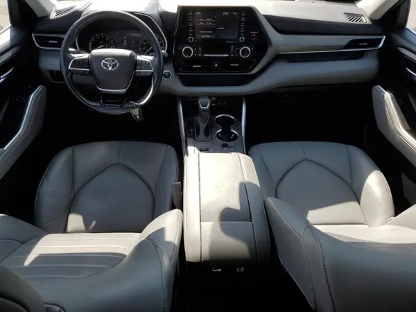 5TDGZRAH5MS039568 2021 TOYOTA HIGHLANDER - Image 8