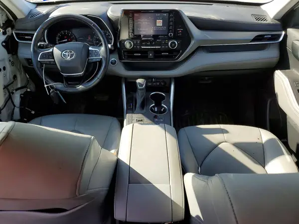 5TDGZRAH5MS052966 2021 TOYOTA HIGHLANDER - Image 8