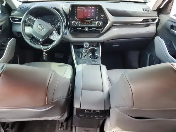 5TDGZRAH5MS081447 2021 TOYOTA HIGHLANDER - Image 8