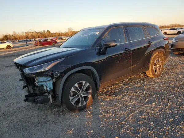 5TDGZRAH5MS518749 2021 TOYOTA HIGHLANDER - Image 1