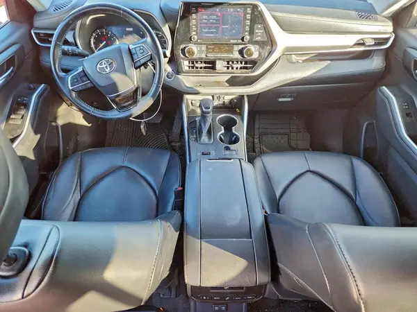 5TDGZRAH5MS523319 2021 TOYOTA HIGHLANDER - Image 8