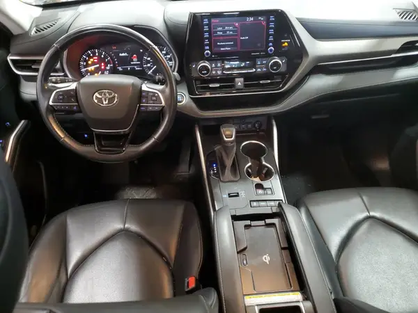 5TDGZRAH5MS525720 2021 TOYOTA HIGHLANDER - Image 8