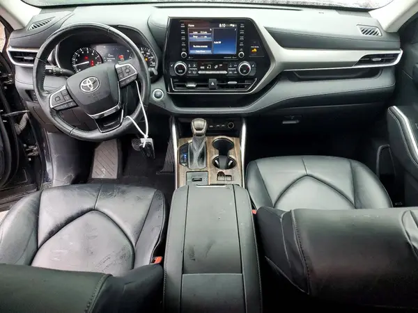 5TDGZRAH5MS530593 2021 TOYOTA HIGHLANDER - Image 8