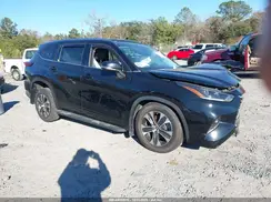 5TDGZRAH5MS530741 2021 TOYOTA HIGHLANDER