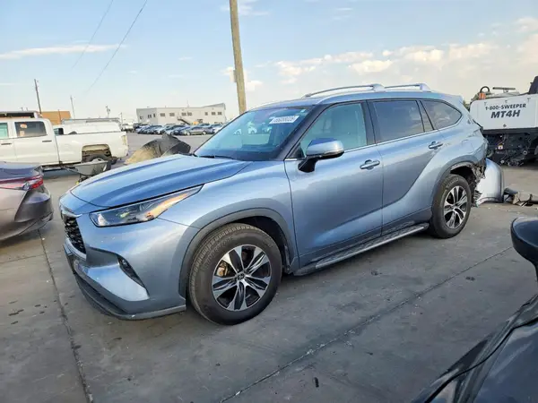 5TDGZRAH5NS116425 2022 TOYOTA HIGHLANDER - Image 1