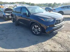 5TDGZRAH5NS142300 2022 TOYOTA HIGHLANDER