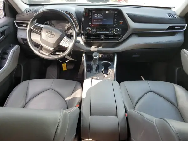 5TDGZRAH5NS542227 2022 TOYOTA HIGHLANDER - Image 8