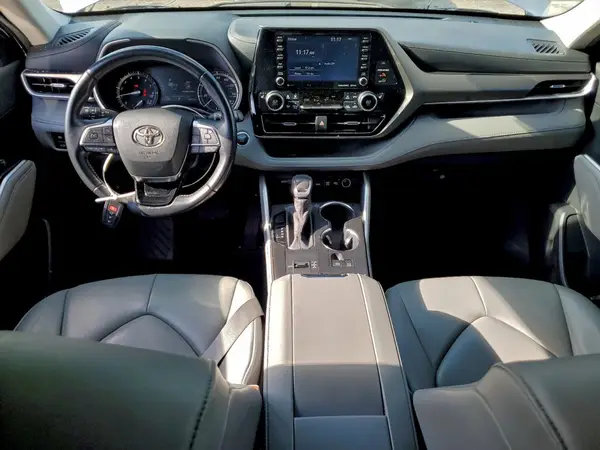 5TDGZRAH6LS000888 2020 TOYOTA HIGHLANDER - Image 8