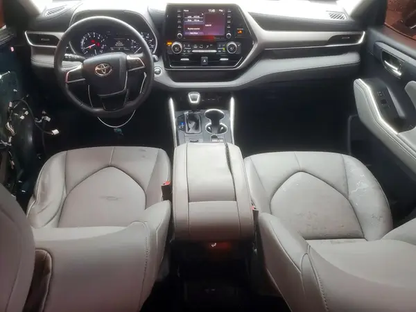 5TDGZRAH6LS003516 2020 TOYOTA HIGHLANDER - Image 8