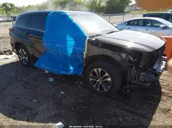 5TDGZRAH6MS037604 2021 TOYOTA HIGHLANDER