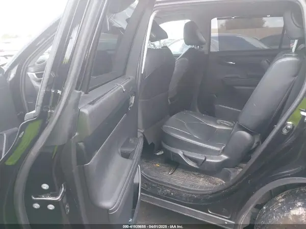 5TDGZRAH6MS039935 2021 TOYOTA HIGHLANDER - Image 8