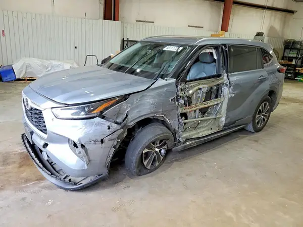 5TDGZRAH6MS058520 2021 TOYOTA HIGHLANDER - Image 1