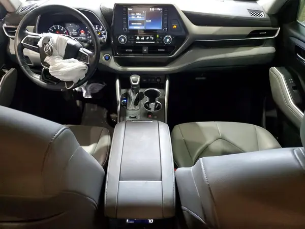 5TDGZRAH6MS058520 2021 TOYOTA HIGHLANDER - Image 8