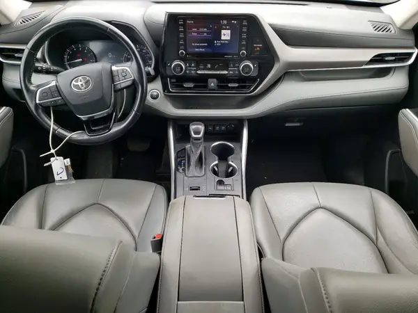 5TDGZRAH6MS066584 2021 TOYOTA HIGHLANDER - Image 8