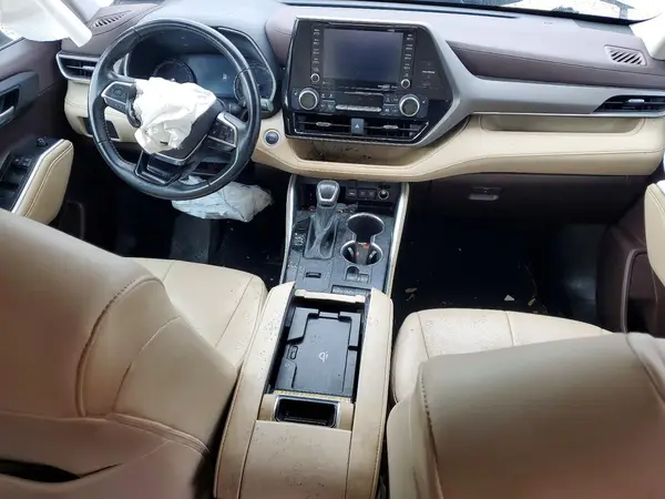 5TDGZRAH6MS075124 2021 TOYOTA HIGHLANDER - Image 8