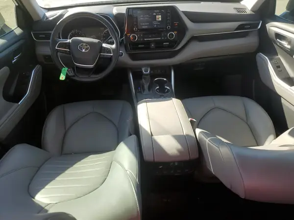 5TDGZRAH6NS096928 2022 TOYOTA HIGHLANDER - Image 8