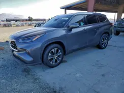 5TDGZRAH6NS121326 2022 TOYOTA HIGHLANDER