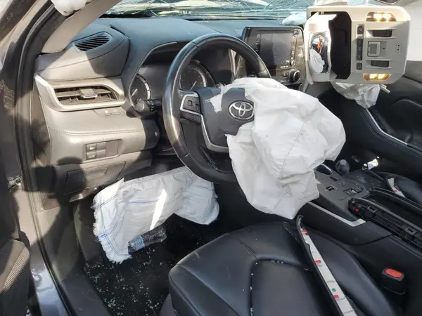 5TDGZRAH6NS127675 2022 TOYOTA HIGHLANDER - Image 8