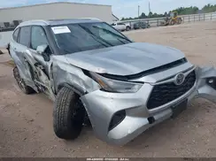 5TDGZRAH6NS129393 2022 TOYOTA HIGHLANDER