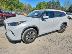5TDGZRAH6NS538719 2022 TOYOTA HIGHLANDER