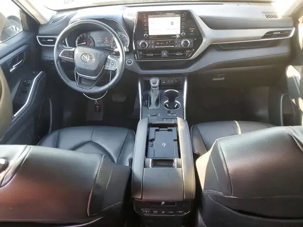 5TDGZRAH6NS546870 2022 TOYOTA HIGHLANDER - Image 8