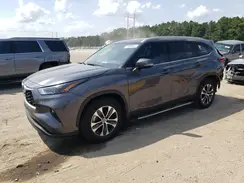 5TDGZRAH6NS548912 2022 TOYOTA HIGHLANDER