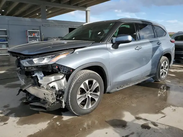 5TDGZRAH7LS008286 2020 TOYOTA HIGHLANDER - Image 1