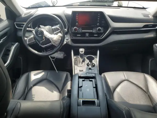5TDGZRAH7LS011771 2020 TOYOTA HIGHLANDER - Image 8