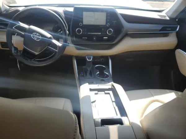 5TDGZRAH7LS501630 2020 TOYOTA HIGHLANDER - Image 8