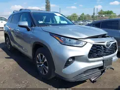 5TDGZRAH7LS505032 2020 TOYOTA HIGHLANDER